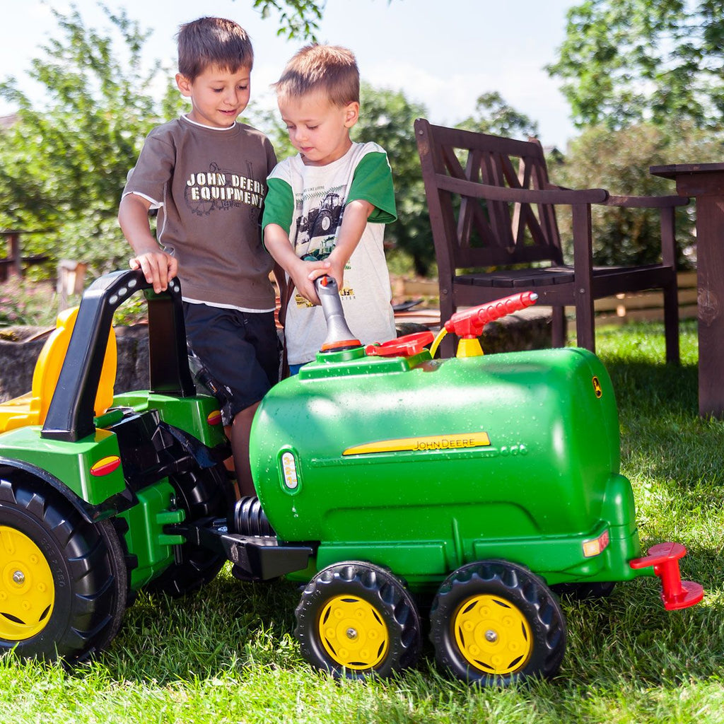 John Deere Tanker with Pump & Spray Gun