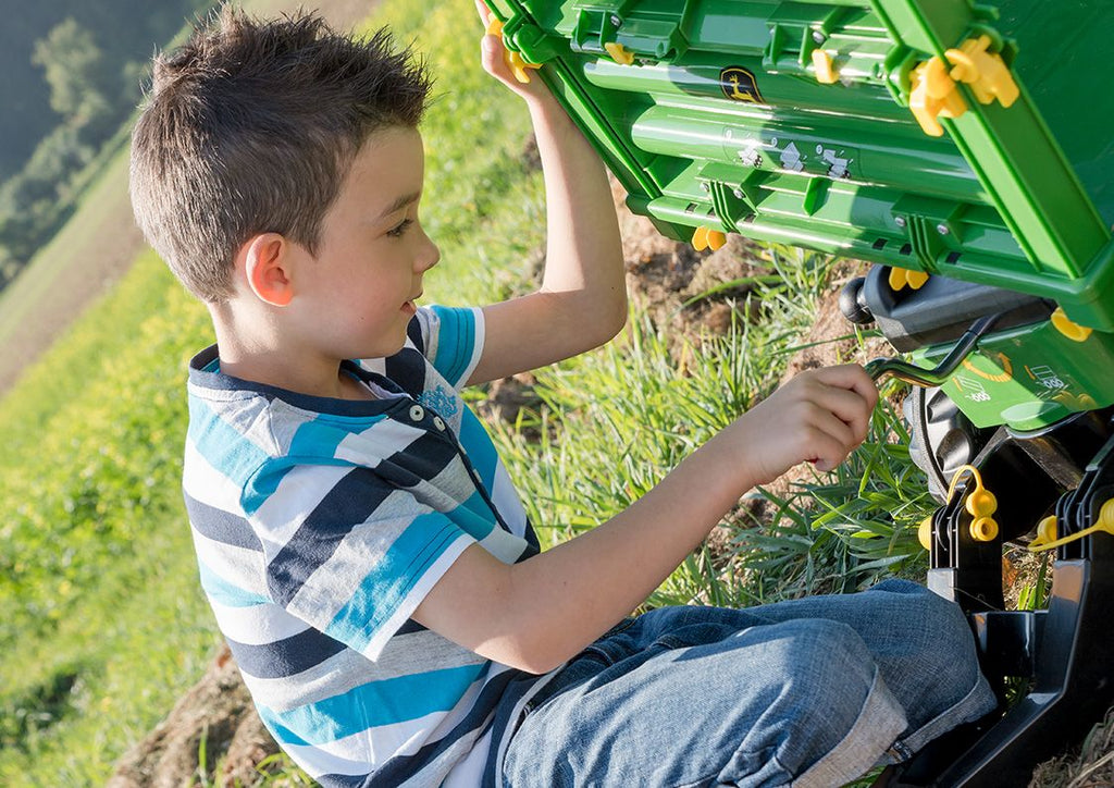 John Deere Multi Trailer – Three-Way Tipper