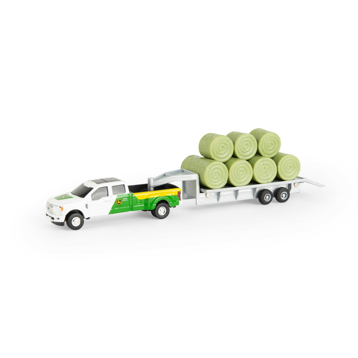 1:64 Pick & Trailer with Round Bales