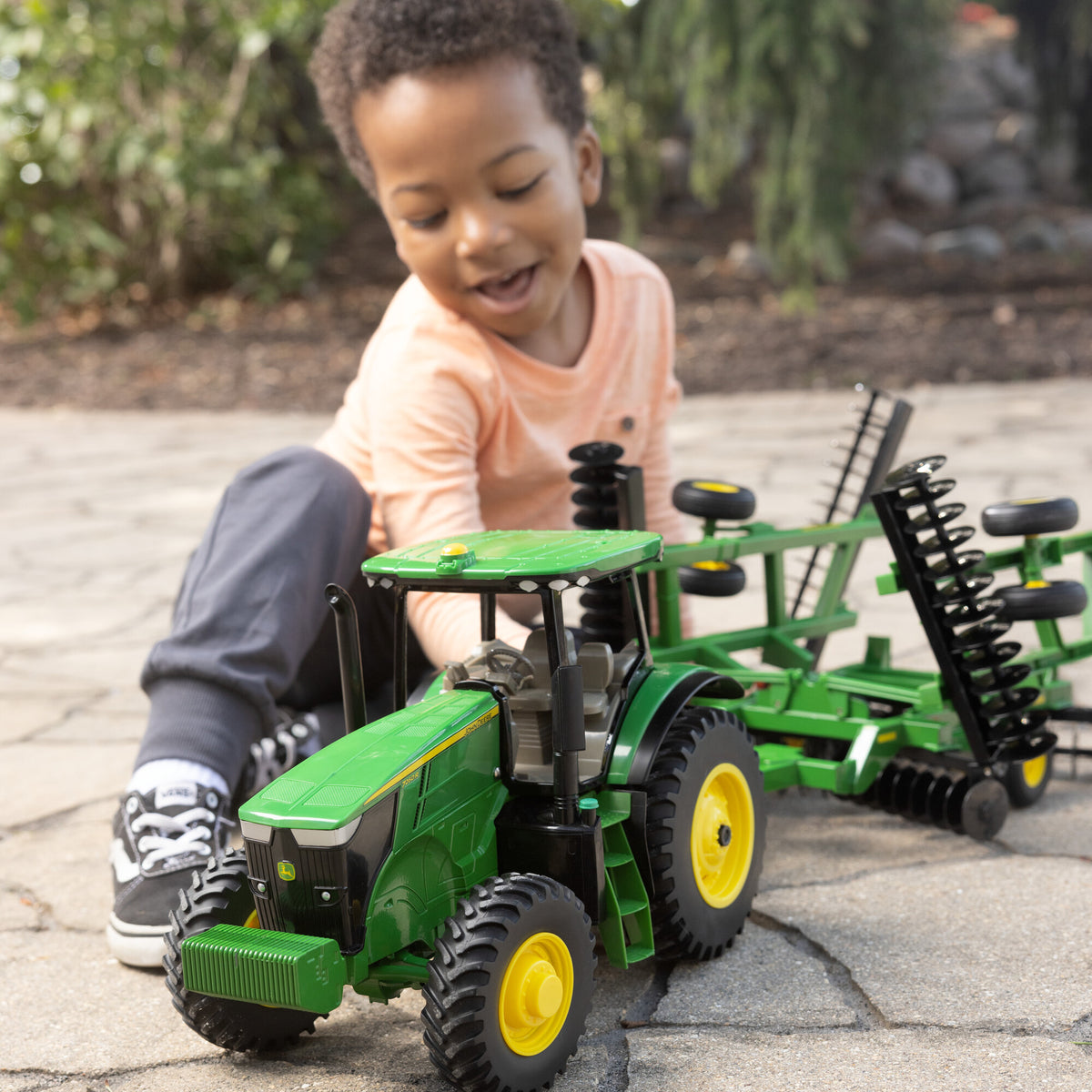 1:16 John Deere 7260R Tractor | Replica Play