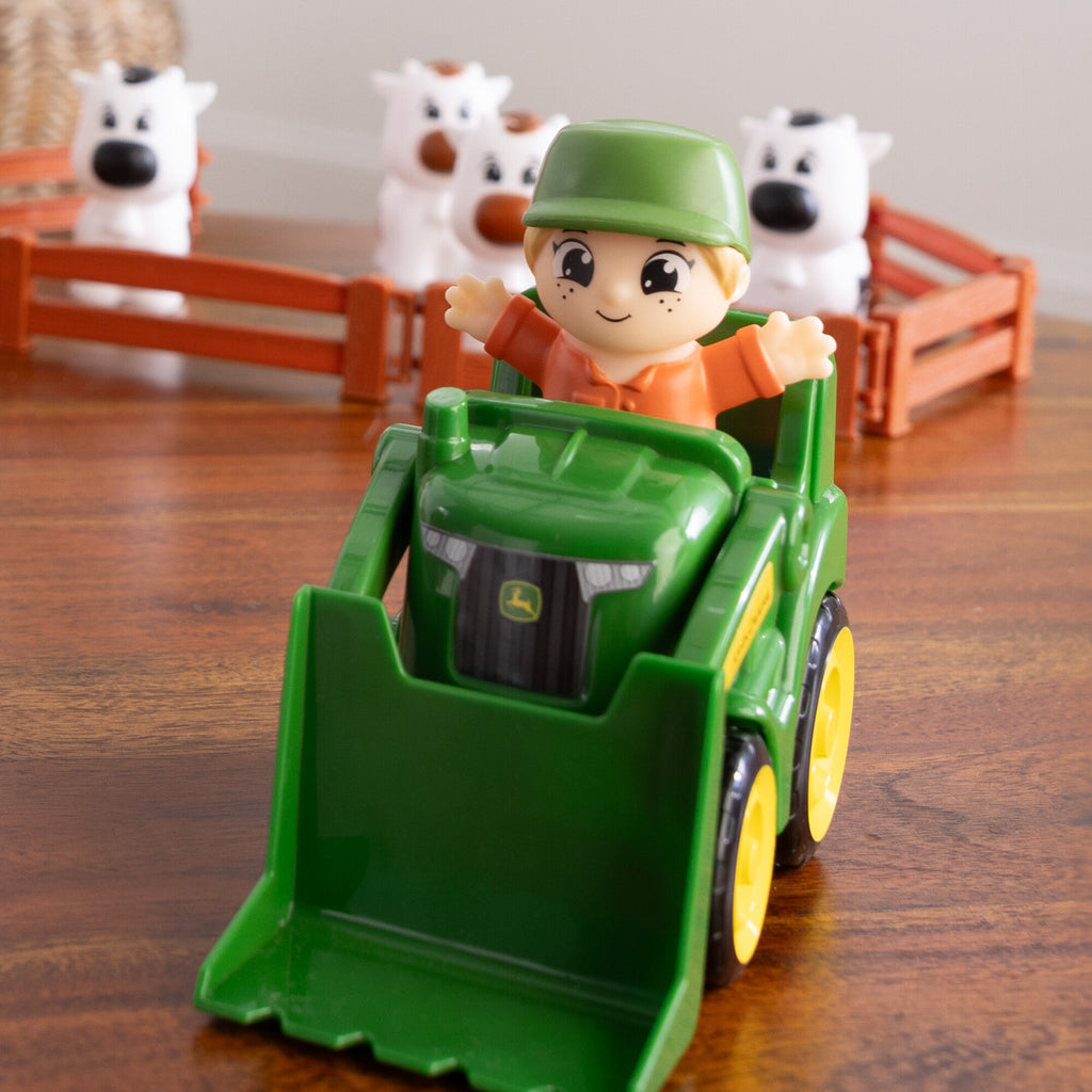 John Deere Cows Are Out Play Set