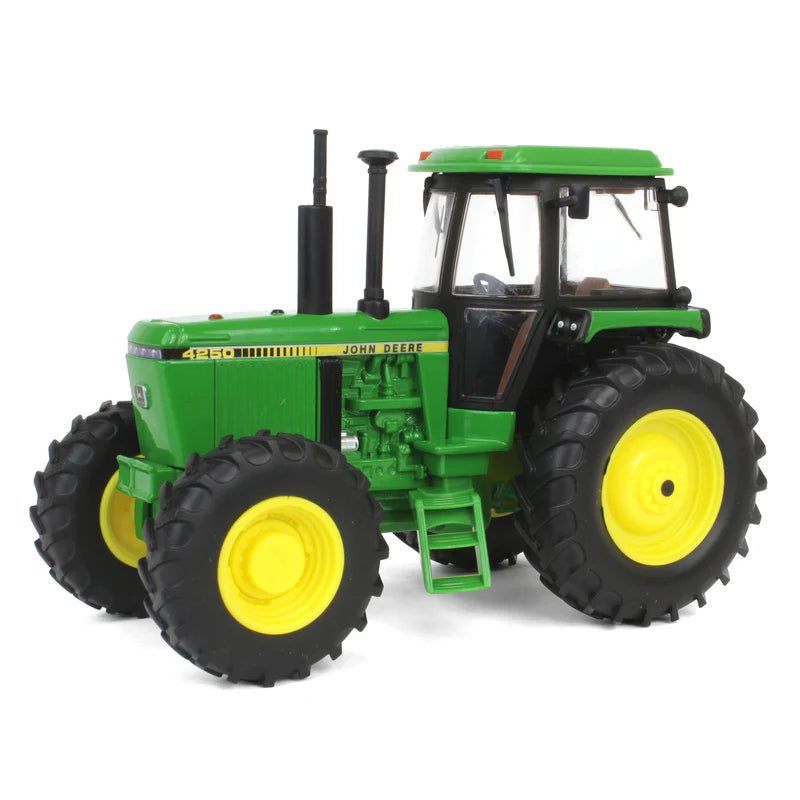 1:32 4250 Tractor with FWA | Prestige Collection