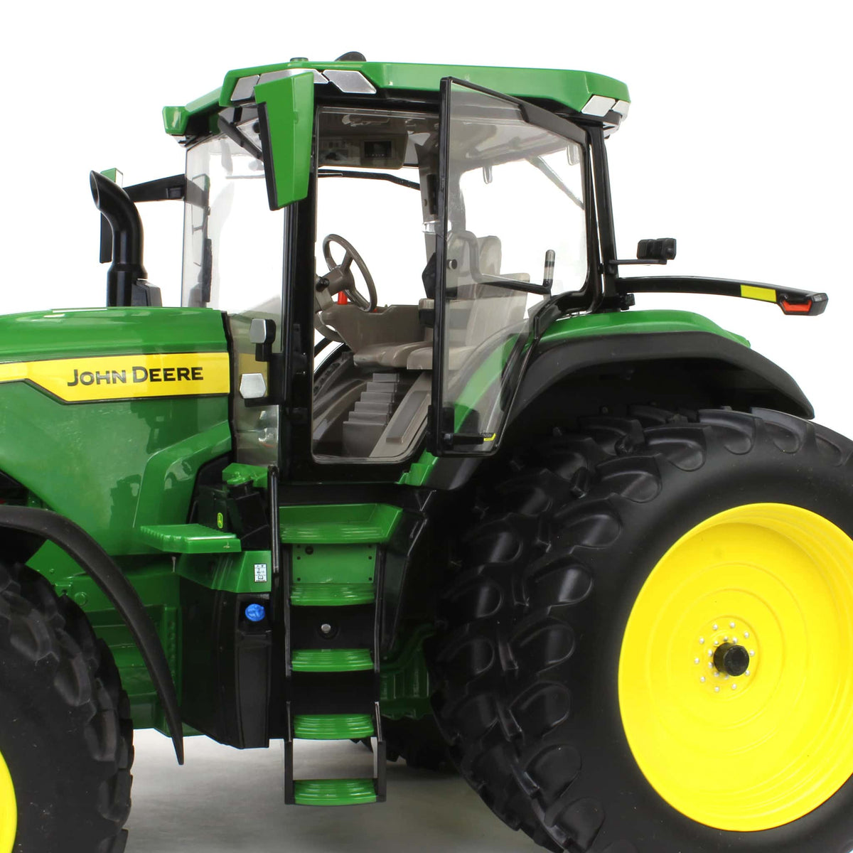 1:16 John Deere 8R 310 Tractor | Prestige Collection